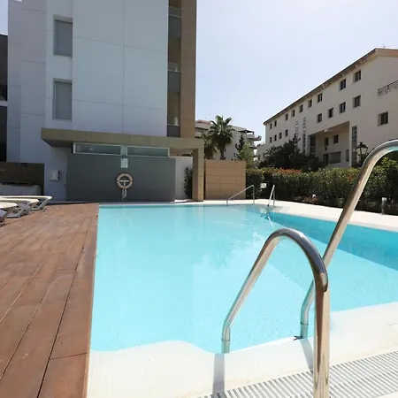 New Modern 3 Bed Puerto Banus Appartement