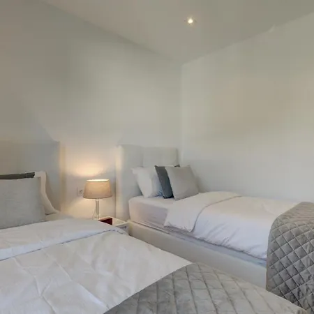 Apartament New Modern 3 Bed Puerto Banus *