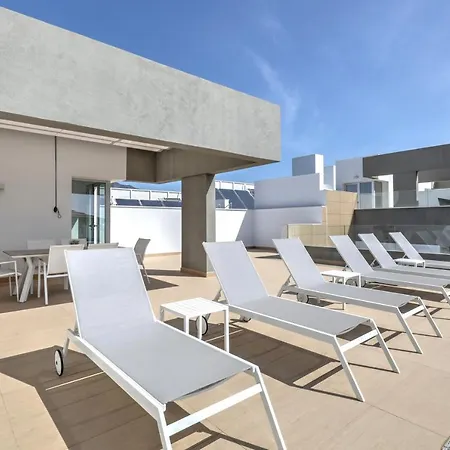 New Modern 3 Bed Puerto Banus Apartament Marbella